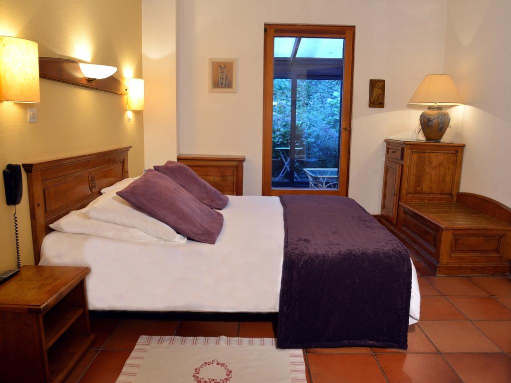 Le Chateau Du Landsberg Barr Room photo